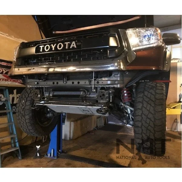 triumph nt 9 9,000 lb two post cars lift triumph nt 9 9,000 lb two post cars lift